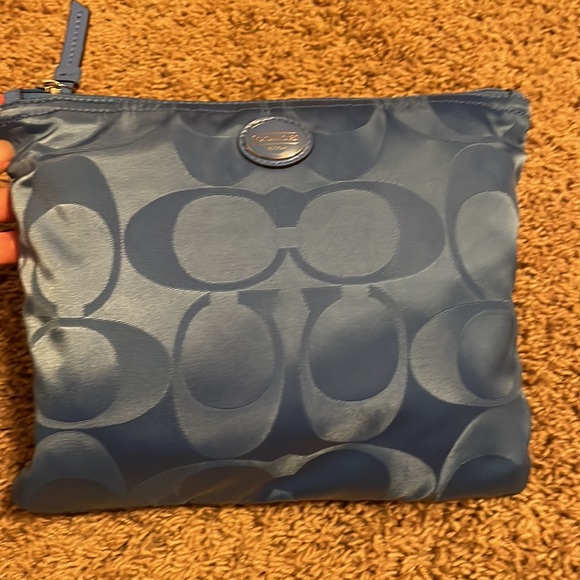 Coach pack away tote. medium blue. - Picture 8 of 8